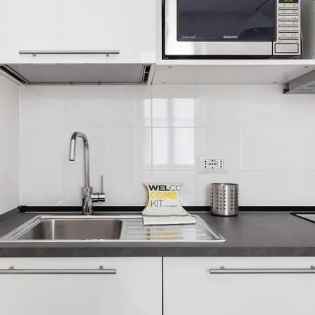 Appartamento Isola And Zara Comfortable